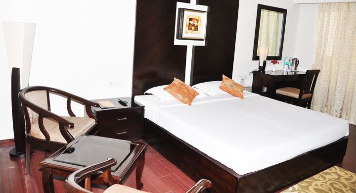 Hotel Ark Continental Rudrapur Bagian luar foto
